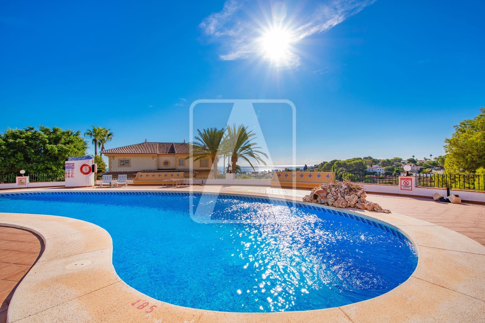 2 bedroom Apartment for sale in Benissa with pool garage - € 225,000 (Ref: 10121012)