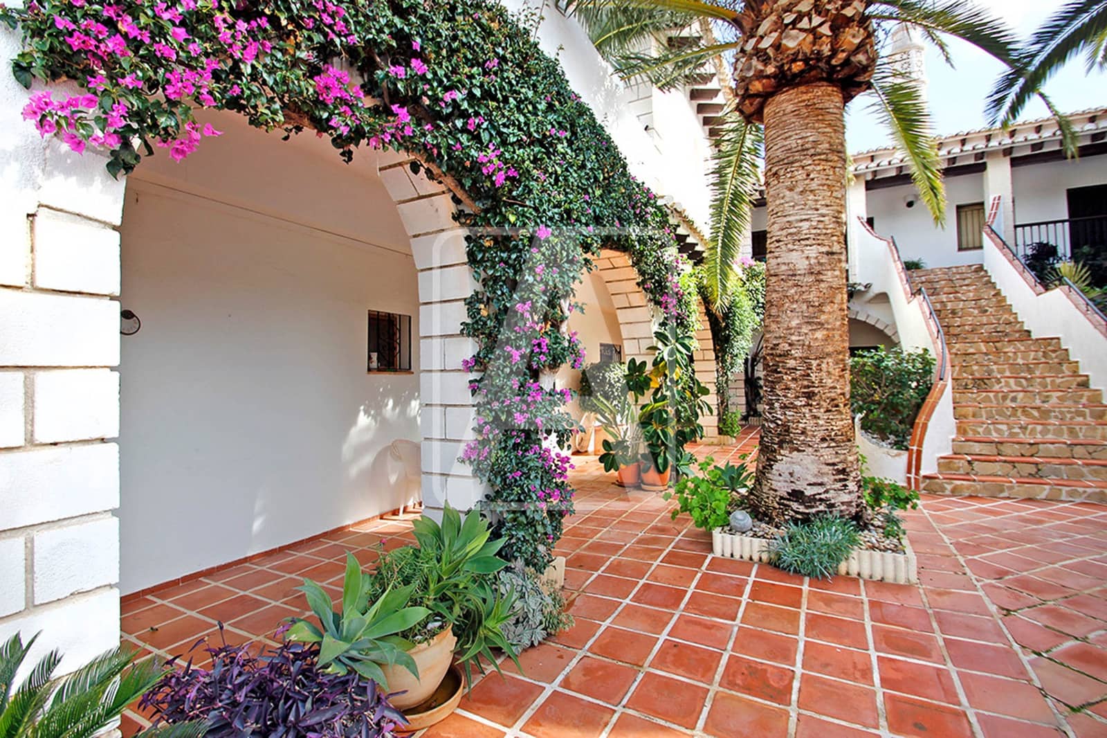 2 bedroom Apartment for sale in Benissa with pool garage - € 225,000 (Ref: 10121012)