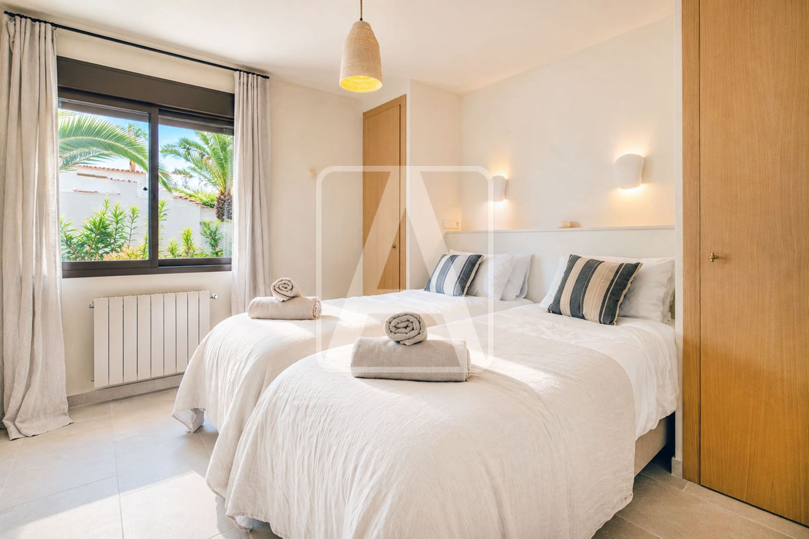 4 sypialnia Willa na sprzedaż w Benissa z basenem garażem - 1 495 000 € (Ref: 10149318)