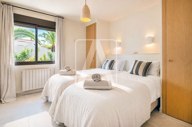 4 sypialnia Willa na sprzedaż w Benissa z basenem garażem - 1 495 000 € (Ref: 10149318)