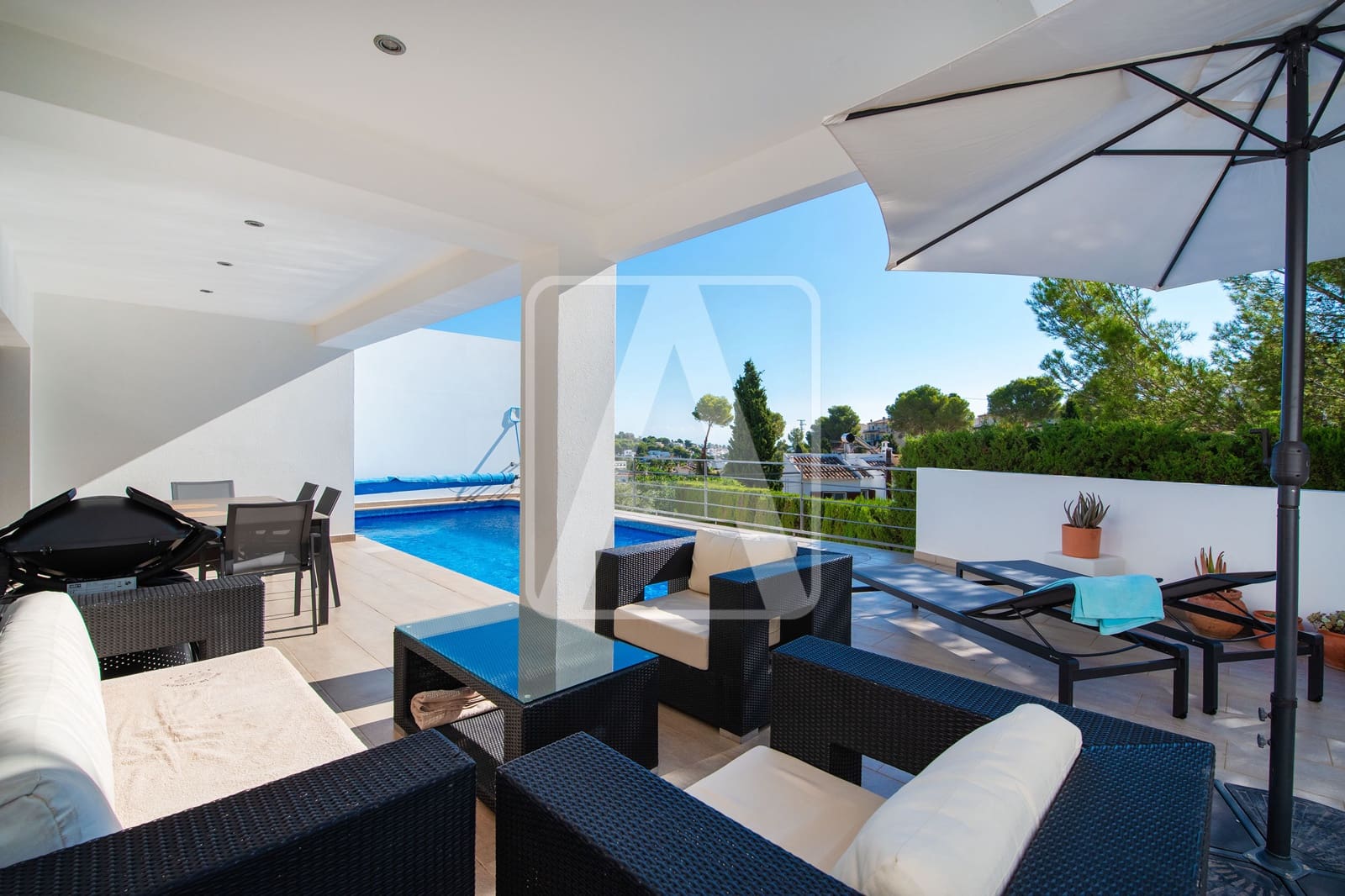 3 sypialnia Willa na sprzedaż w Benissa z basenem garażem - 875 000 € (Ref: 10158382)