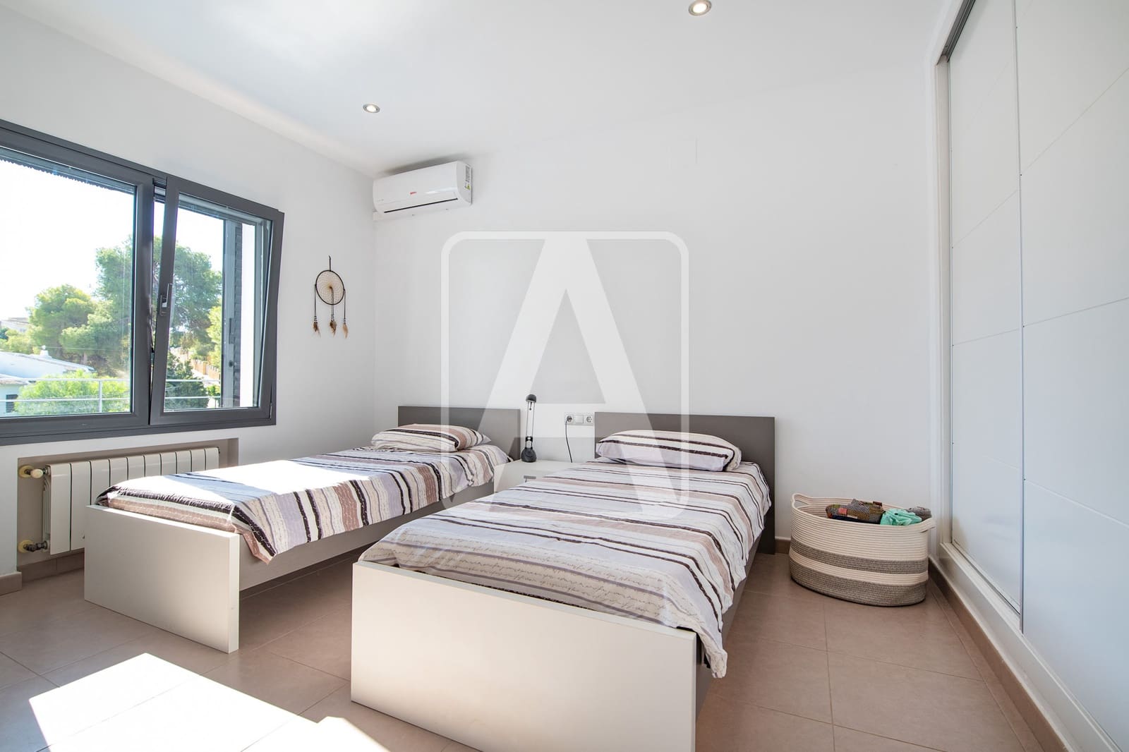 3 sypialnia Willa na sprzedaż w Benissa z basenem garażem - 875 000 € (Ref: 10158382)