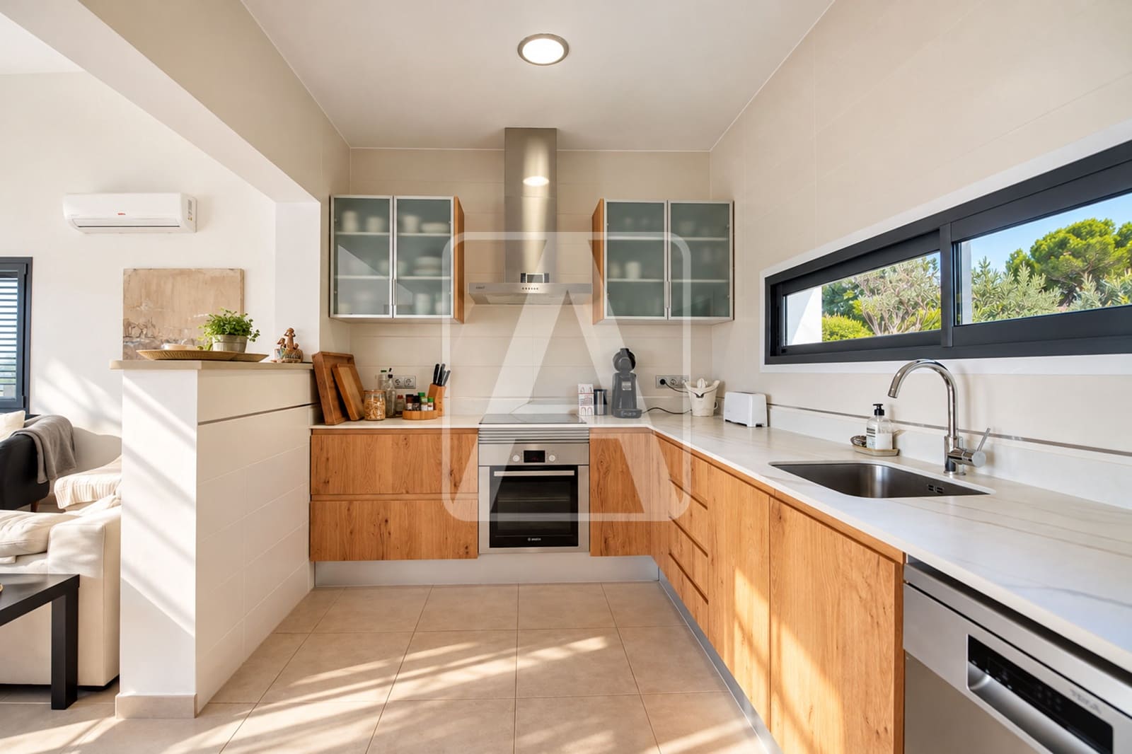 3 sypialnia Willa na sprzedaż w Benissa z basenem garażem - 875 000 € (Ref: 10158382)