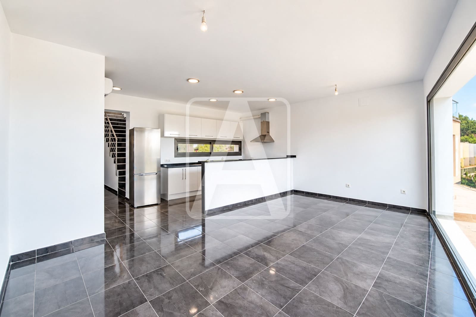 3 sypialnia Dom szeregowy na sprzedaż w Calpe / Calp z basenem garażem - 489 000 € (Ref: 10167884)