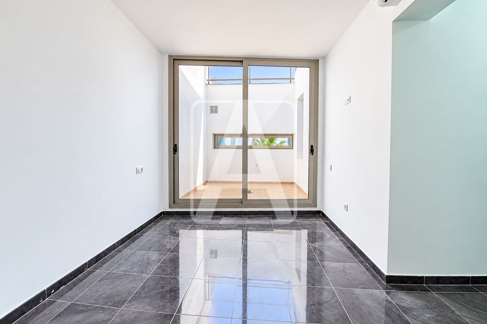 3 sypialnia Dom szeregowy na sprzedaż w Calpe / Calp z basenem garażem - 489 000 € (Ref: 10167884)
