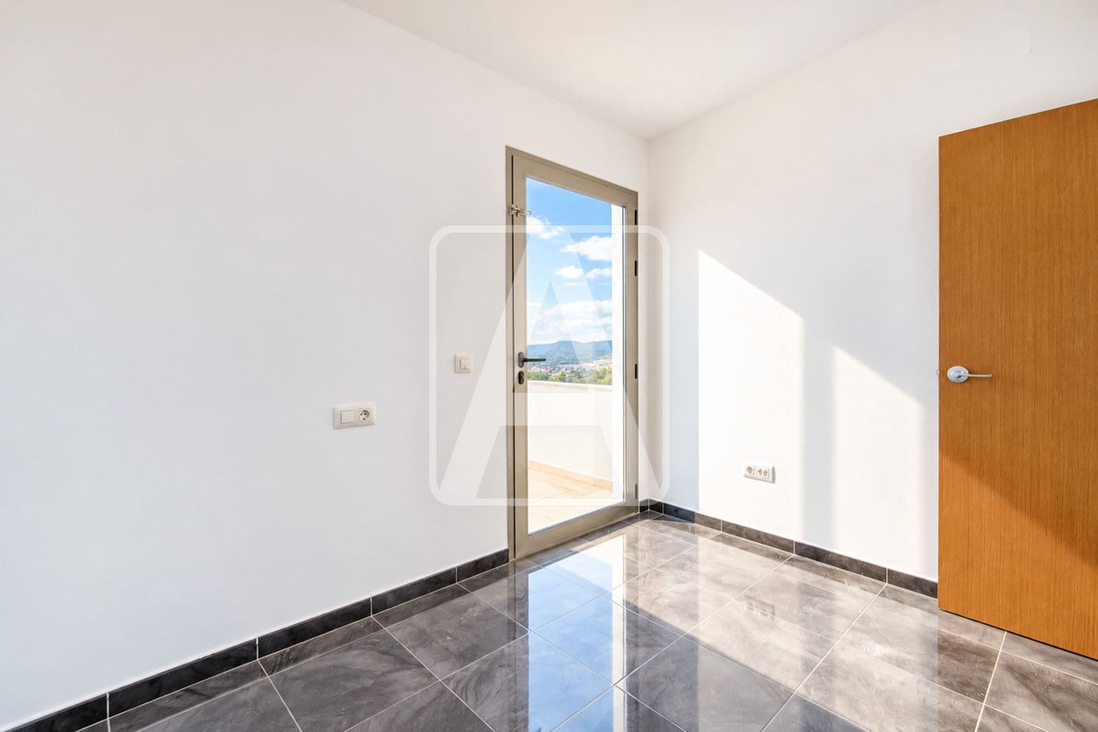 3 sypialnia Dom szeregowy na sprzedaż w Calpe / Calp z basenem garażem - 489 000 € (Ref: 10167884)