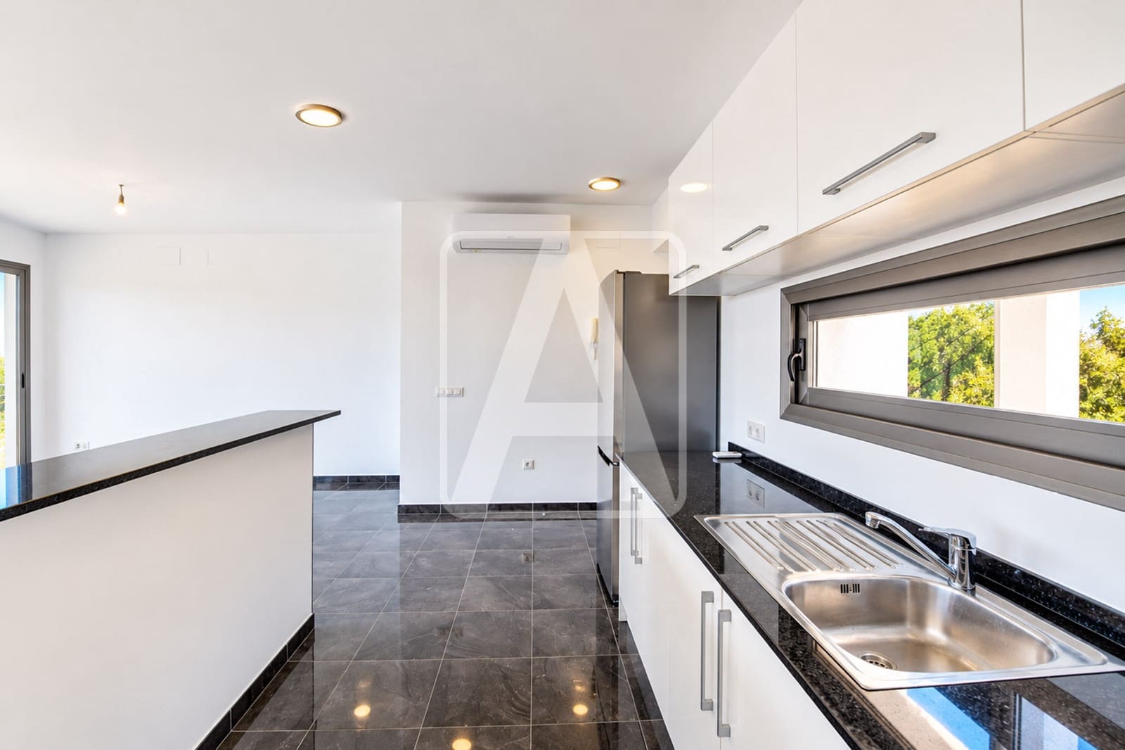 3 sypialnia Dom szeregowy na sprzedaż w Calpe / Calp z basenem garażem - 489 000 € (Ref: 10167884)