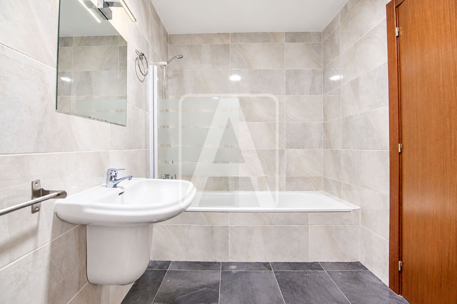3 sypialnia Dom szeregowy na sprzedaż w Calpe / Calp z basenem garażem - 489 000 € (Ref: 10167884)