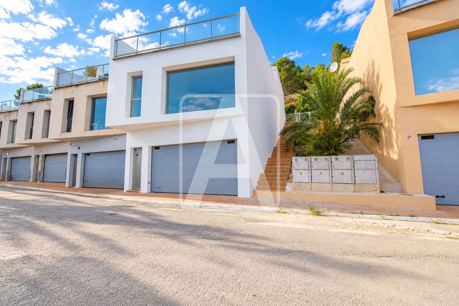 3 sypialnia Dom szeregowy na sprzedaż w Calpe / Calp z basenem garażem - 489 000 € (Ref: 10167884)