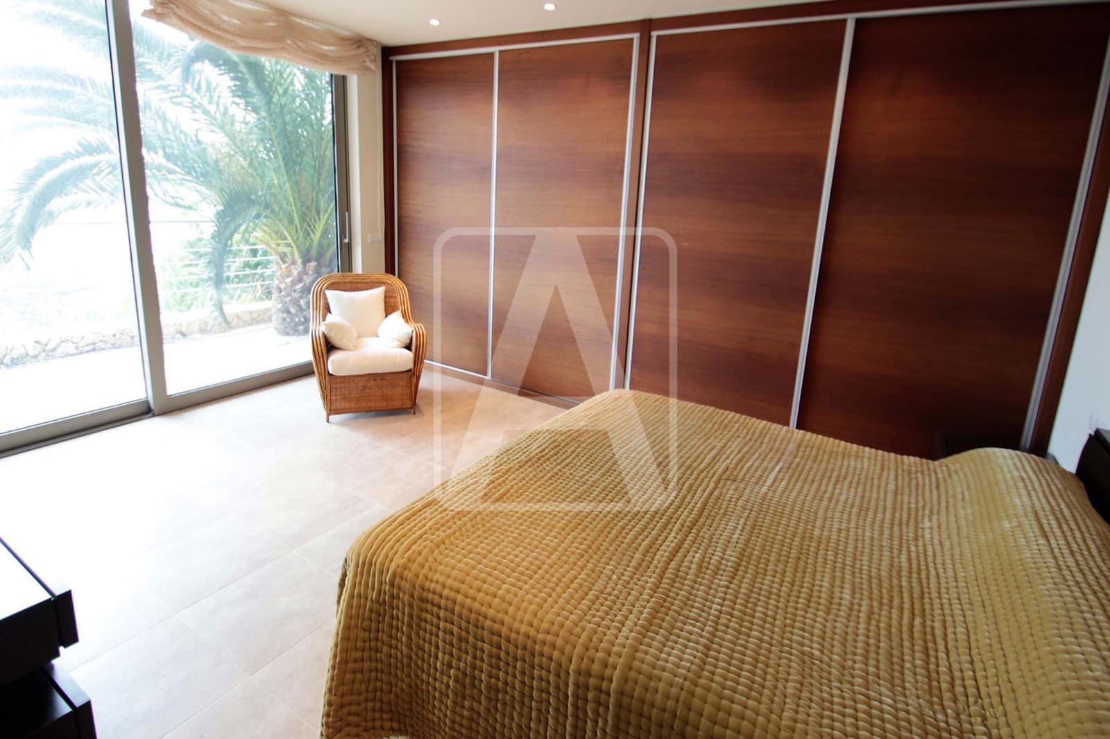 4 bedroom Villa for sale in Altea with garage - € 1,300,000 (Ref: 2437777)