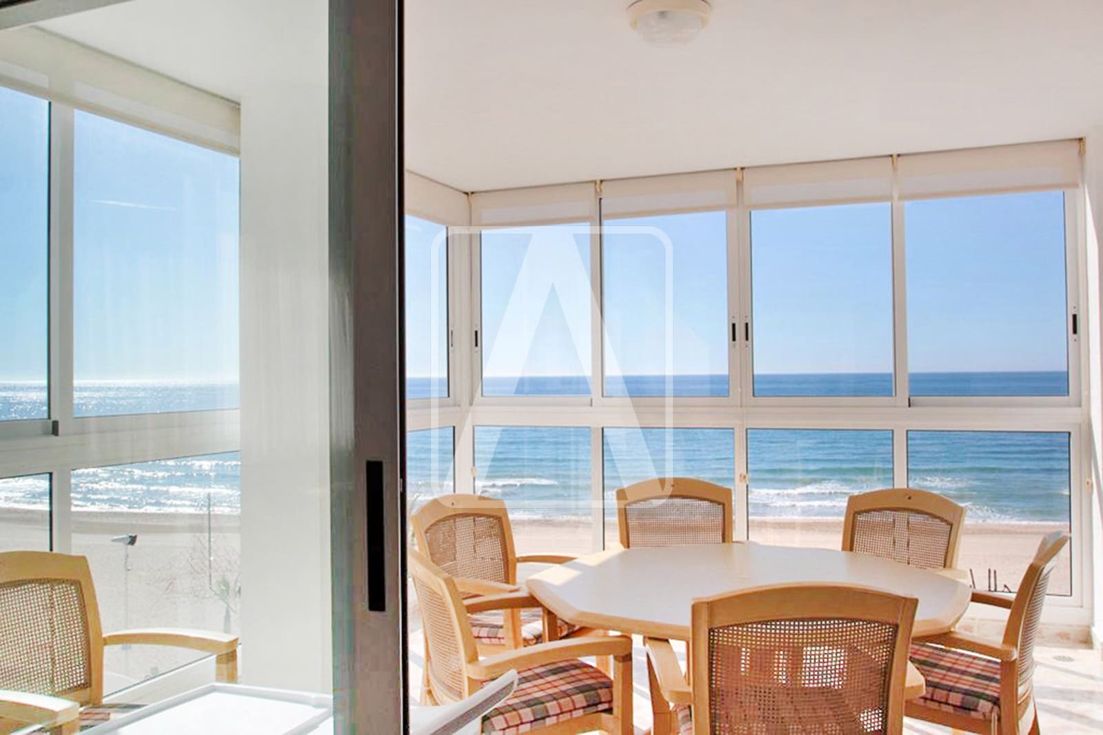 3 bedroom Apartment for sale in Calpe / Calp with garage - € 950,000 (Ref: 2512383)