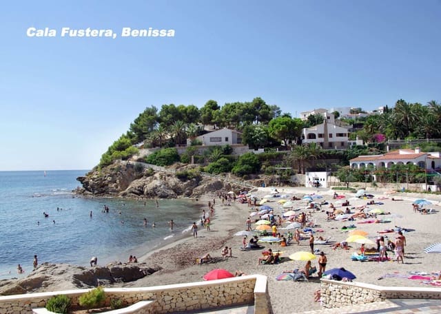 Tomt till salu i Teulada Pueblo, Teulada-Moraira - 235 000 € (Ref: 3150870)