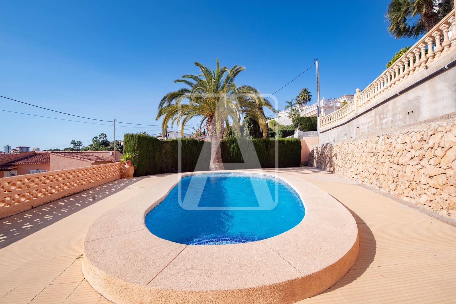 4 chambre Villa/Maison à vendre à Calpe / Calp avec piscine garage - 1 000 000 € (Ref: 3454752)
