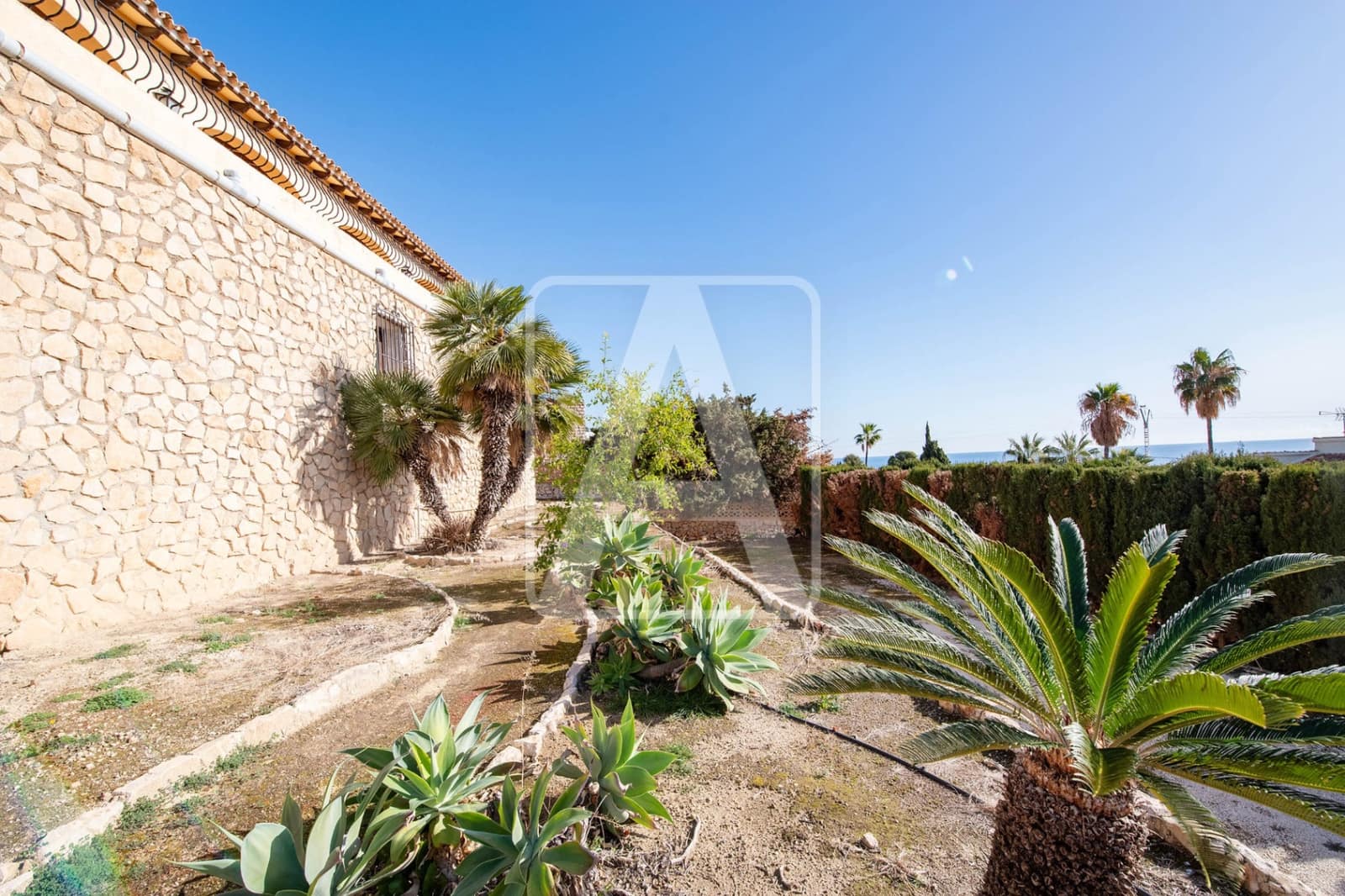 4 chambre Villa/Maison à vendre à Calpe / Calp avec piscine garage - 1 000 000 € (Ref: 3454752)