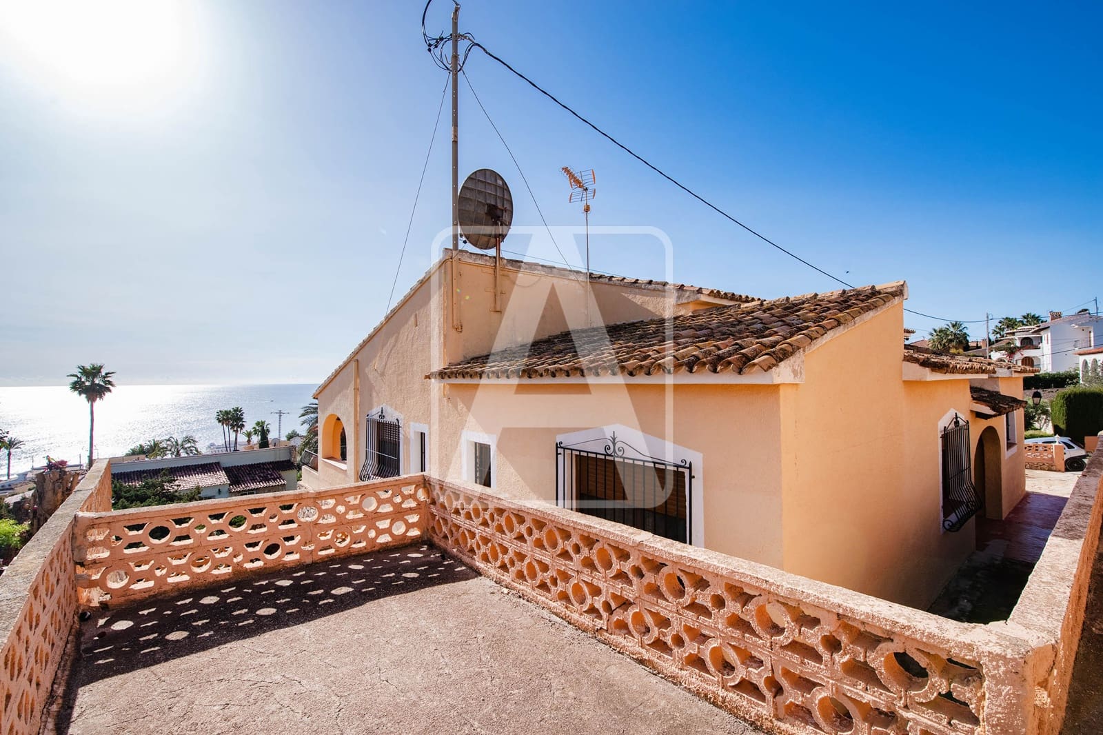 4 chambre Villa/Maison à vendre à Calpe / Calp avec piscine garage - 1 000 000 € (Ref: 3454752)