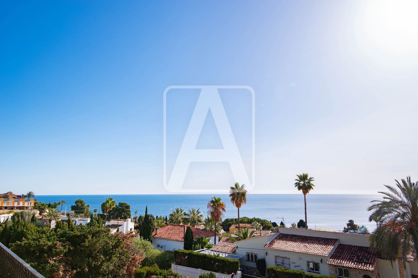 4 chambre Villa/Maison à vendre à Calpe / Calp avec piscine garage - 1 000 000 € (Ref: 3454752)