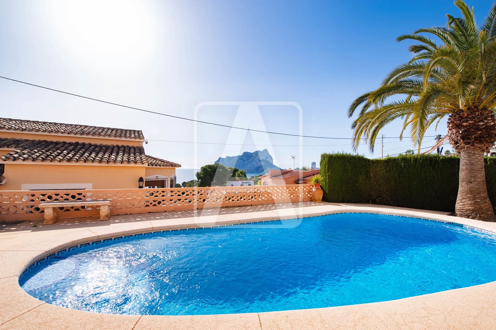 4 chambre Villa/Maison à vendre à Calpe / Calp avec piscine garage - 1 000 000 € (Ref: 3454752)
