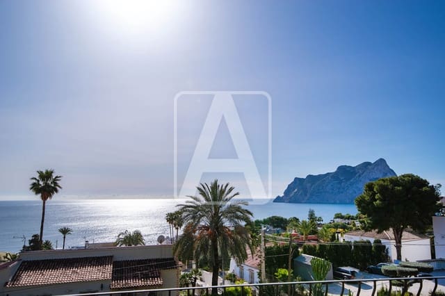 4 chambre Villa/Maison à vendre à Calpe / Calp avec piscine garage - 1 000 000 € (Ref: 3454752)