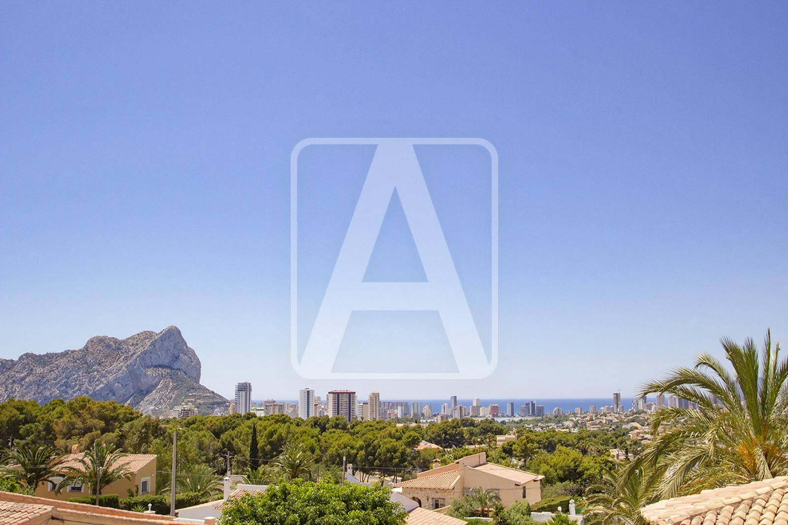 6 Zimmer Villa zu verkaufen in Calpe / Calp mit Pool Garage - 950.000 € (Ref: 4023200)