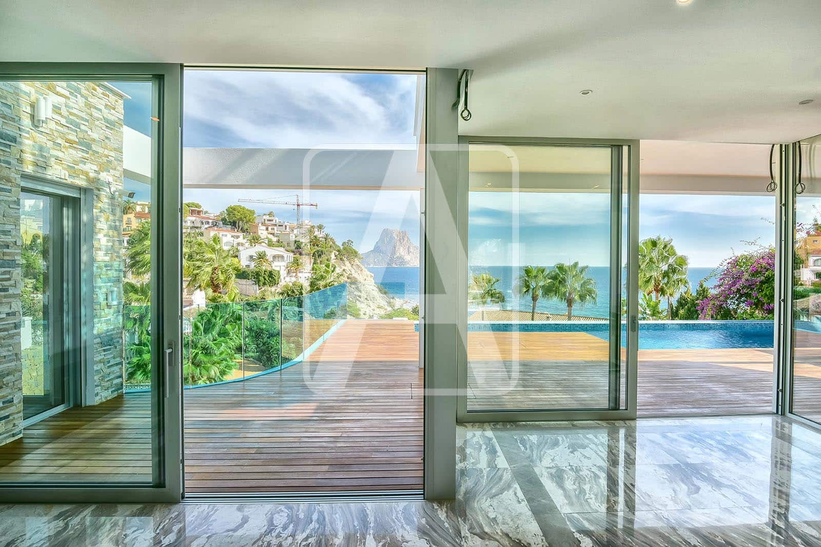 3 bedroom Villa for sale in Calpe / Calp with pool garage - € 2,950,000 (Ref: 4089752)