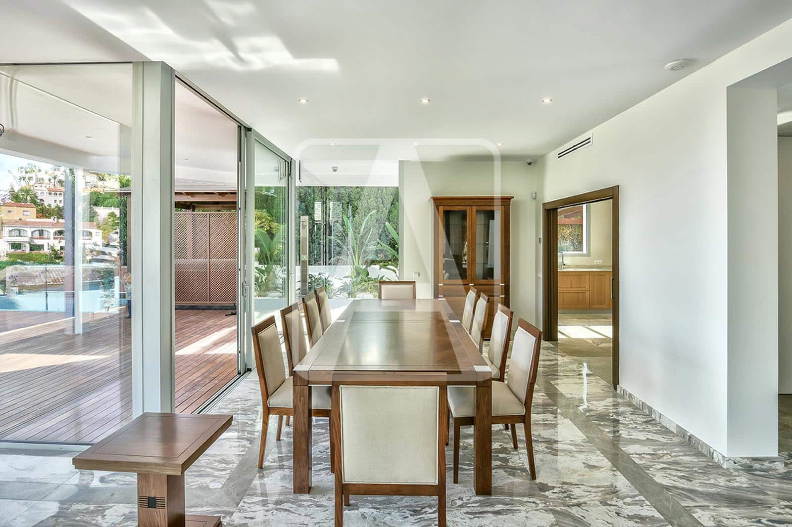 3 bedroom Villa for sale in Calpe / Calp with pool garage - € 2,950,000 (Ref: 4089752)