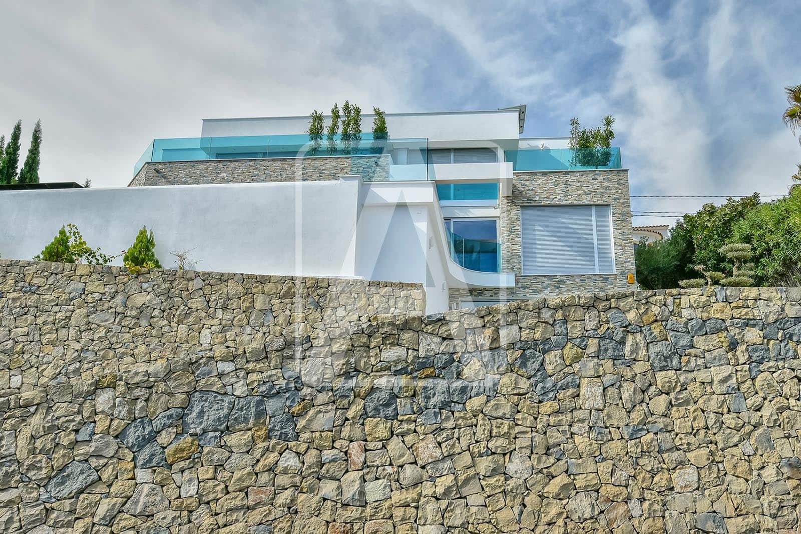 3 bedroom Villa for sale in Calpe / Calp with pool garage - € 2,950,000 (Ref: 4089752)