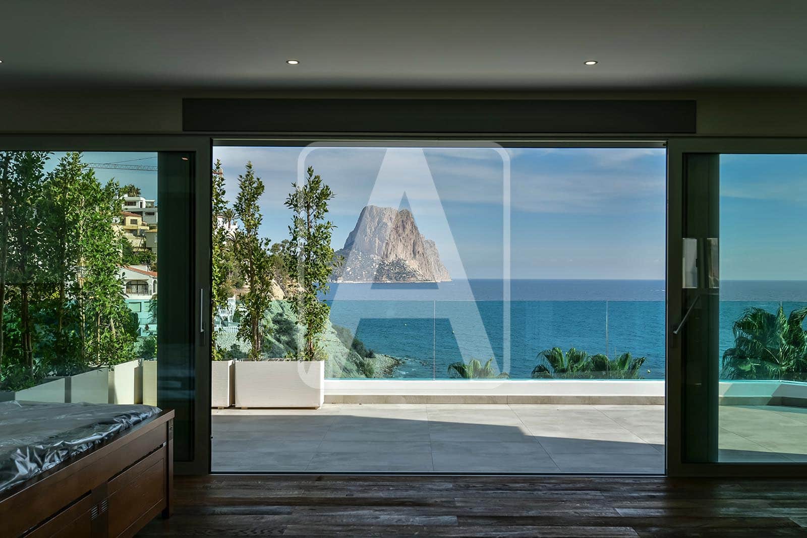 3 bedroom Villa for sale in Calpe / Calp with pool garage - € 2,950,000 (Ref: 4089752)
