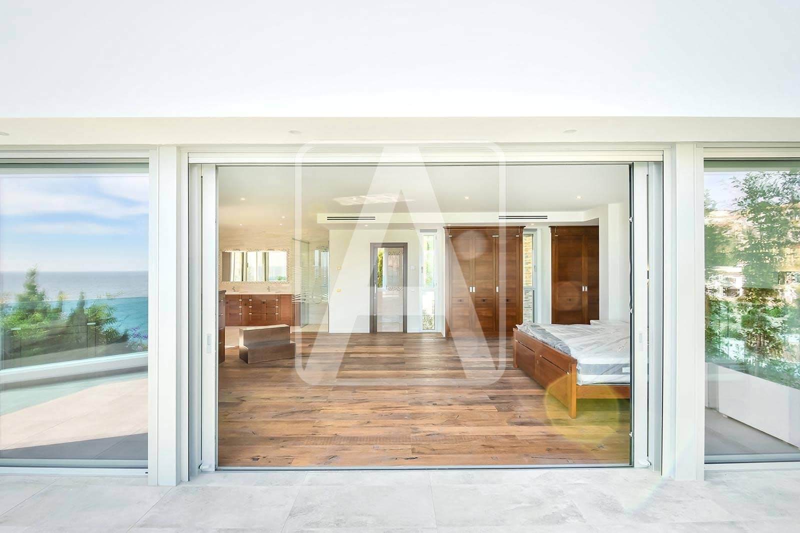 3 bedroom Villa for sale in Calpe / Calp with pool garage - € 2,950,000 (Ref: 4089752)