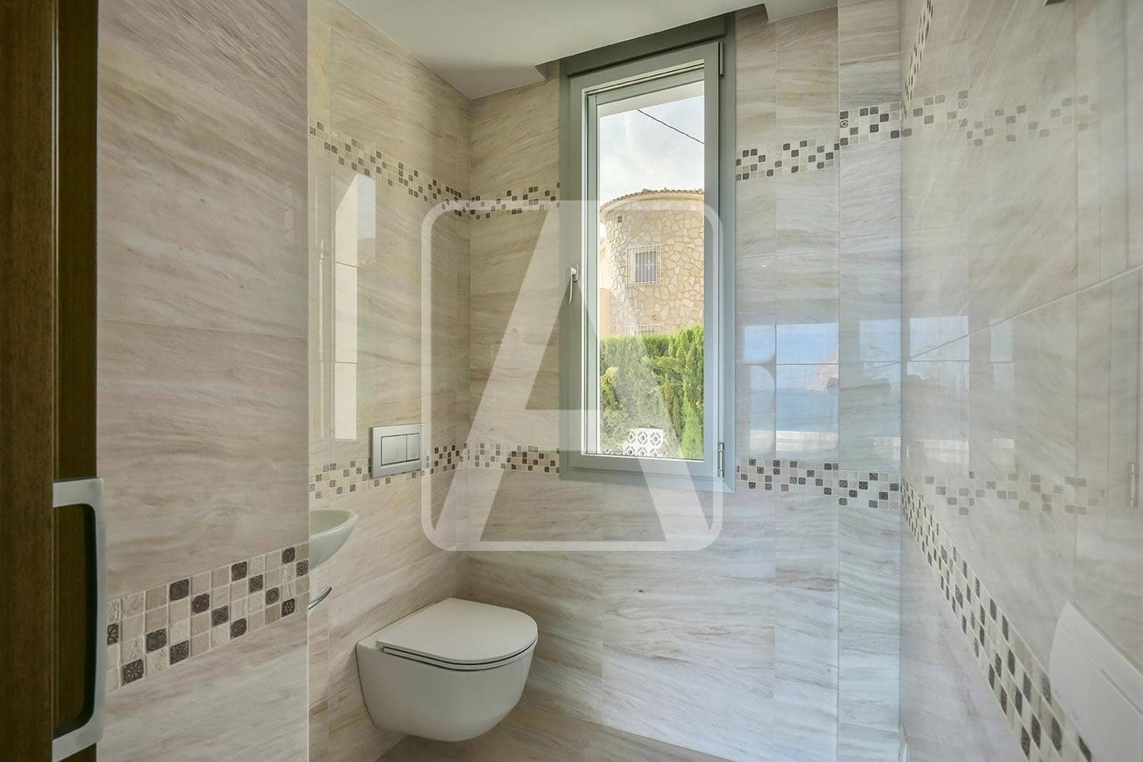 3 bedroom Villa for sale in Calpe / Calp with pool garage - € 2,950,000 (Ref: 4089752)