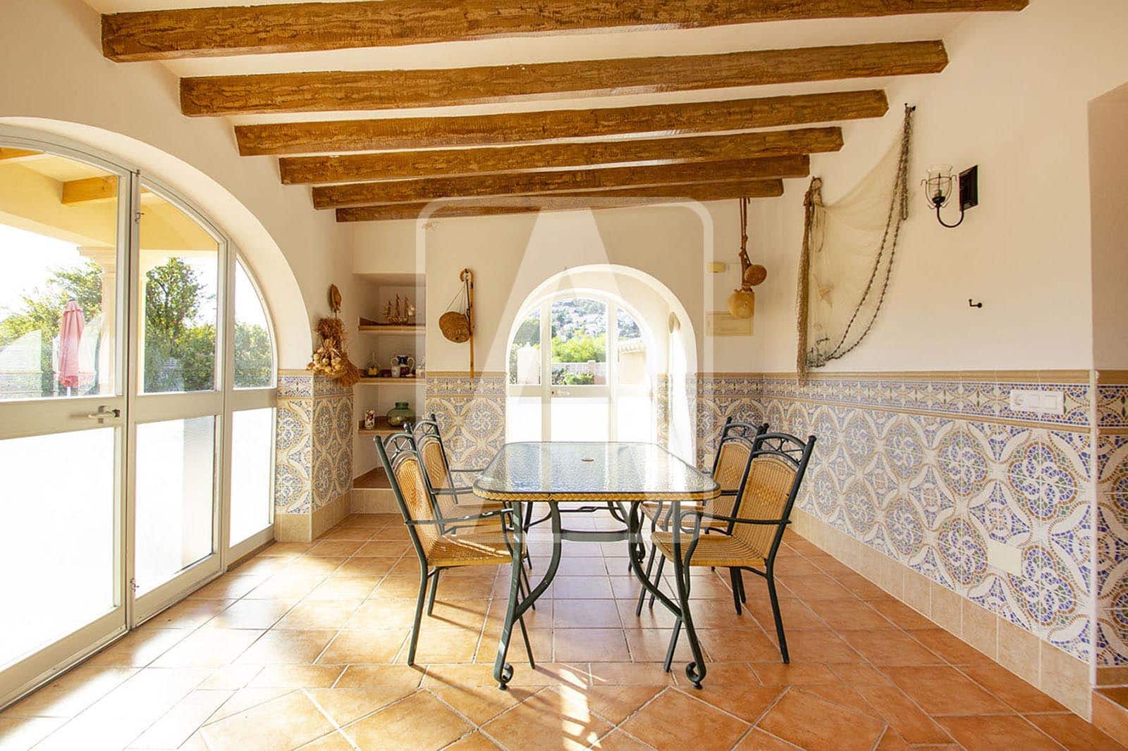 5 bedroom Villa for sale in Calpe / Calp with pool garage - € 649,000 (Ref: 4313789)