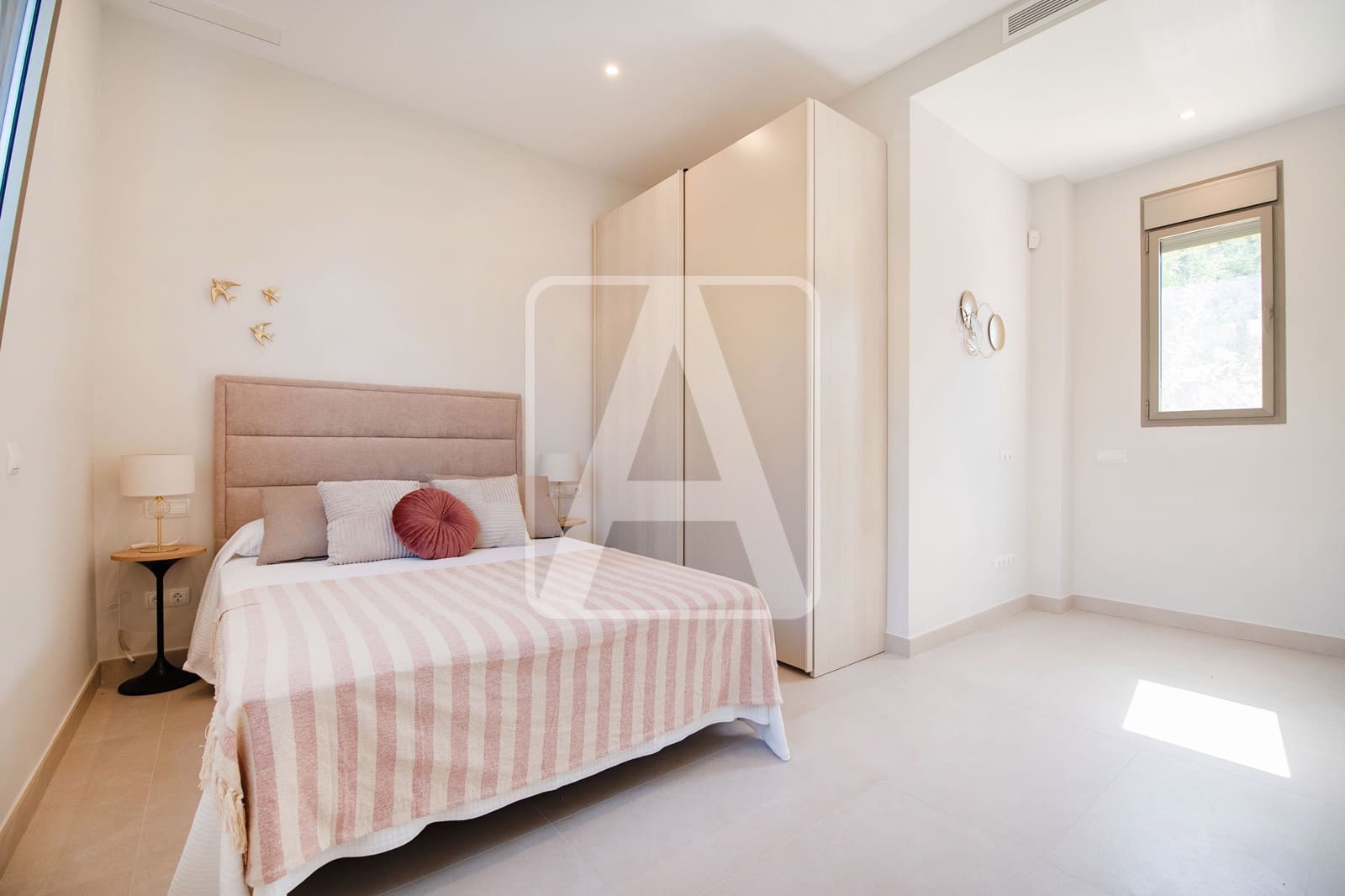 6 quarto Moradia para venda em Calpe / Calp com piscina garagem - 2 200 000 € (Ref: 4390042)