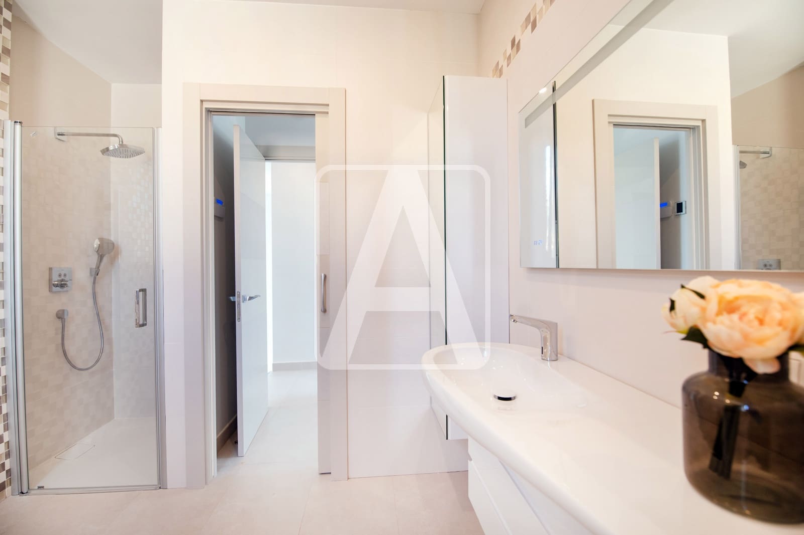 6 quarto Moradia para venda em Calpe / Calp com piscina garagem - 2 200 000 € (Ref: 4390042)