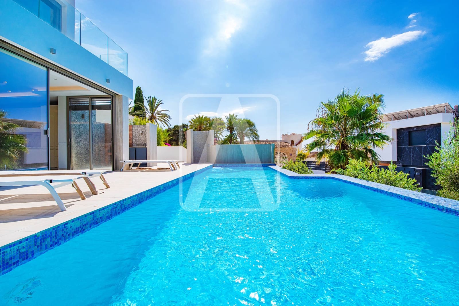 6 quarto Moradia para venda em Calpe / Calp com piscina garagem - 2 200 000 € (Ref: 4390042)