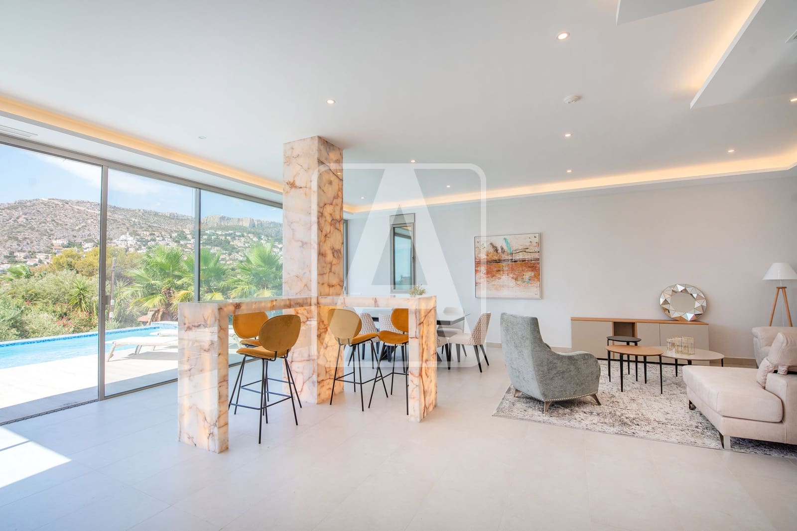 6 quarto Moradia para venda em Calpe / Calp com piscina garagem - 2 200 000 € (Ref: 4390042)