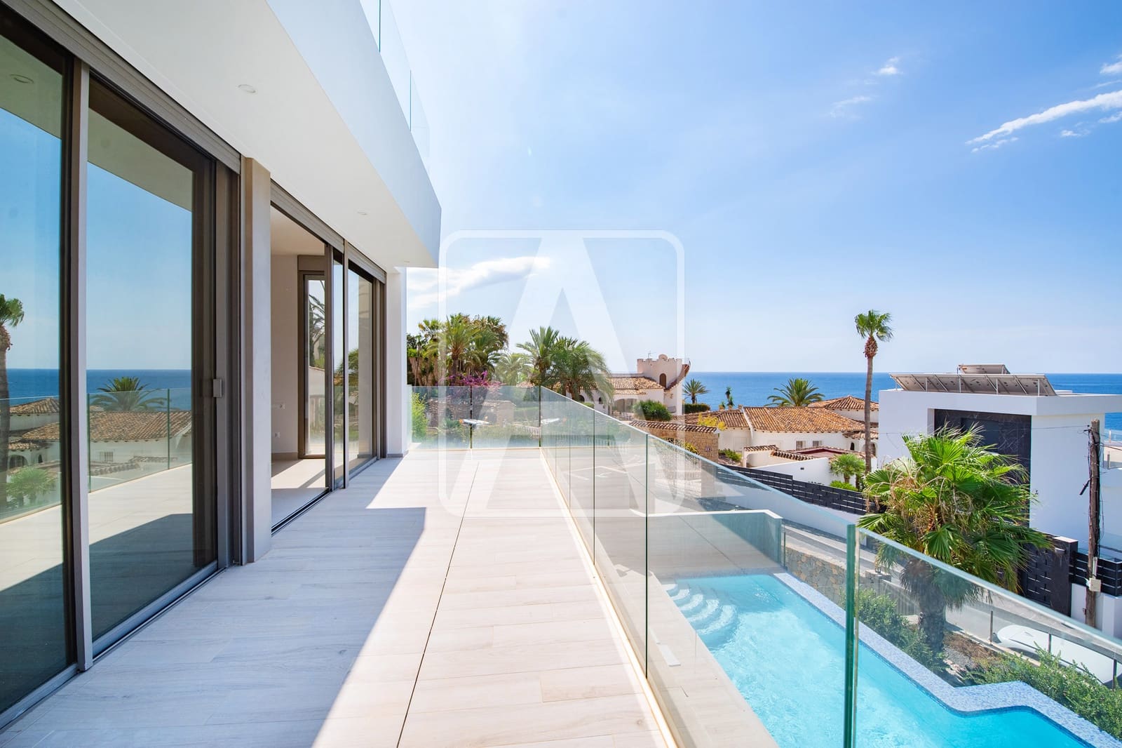 6 quarto Moradia para venda em Calpe / Calp com piscina garagem - 2 200 000 € (Ref: 4390042)