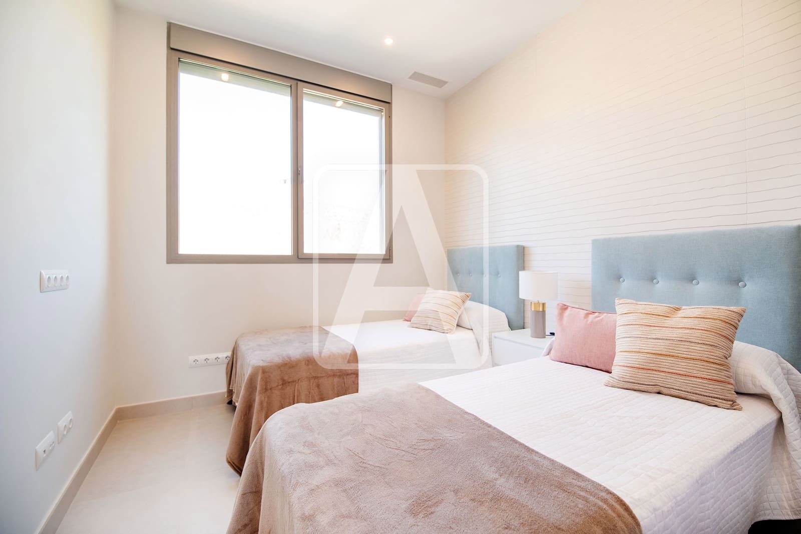 6 quarto Moradia para venda em Calpe / Calp com piscina garagem - 2 200 000 € (Ref: 4390042)