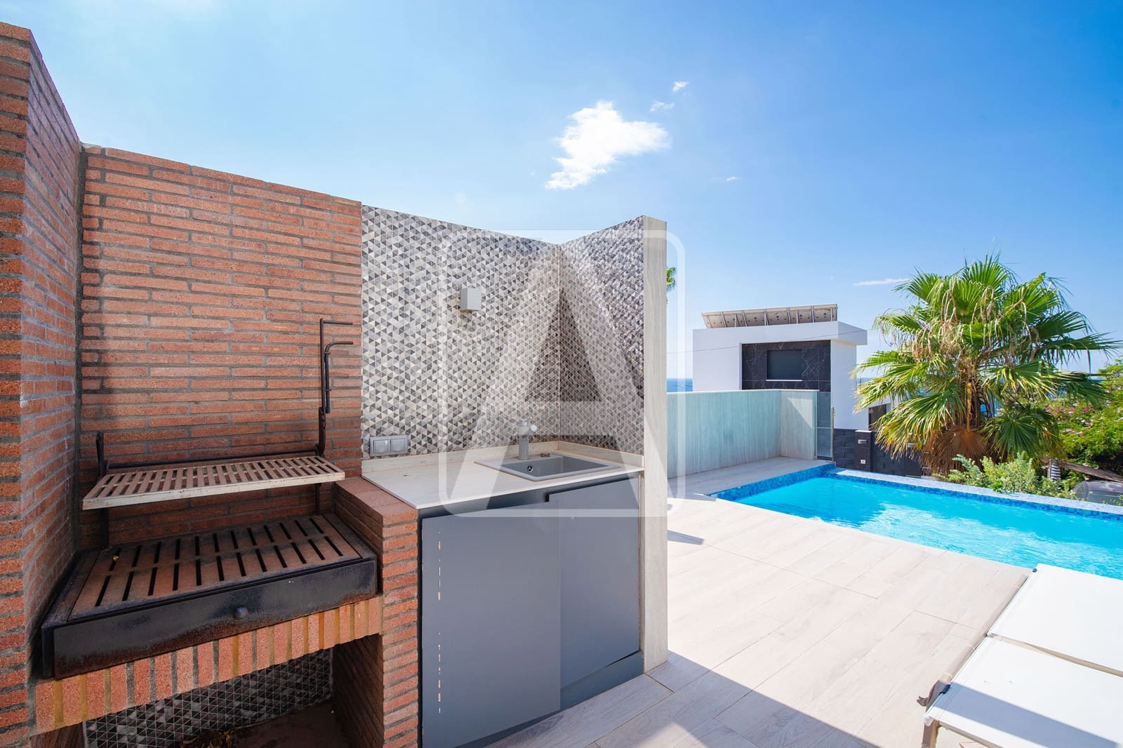 6 quarto Moradia para venda em Calpe / Calp com piscina garagem - 2 200 000 € (Ref: 4390042)