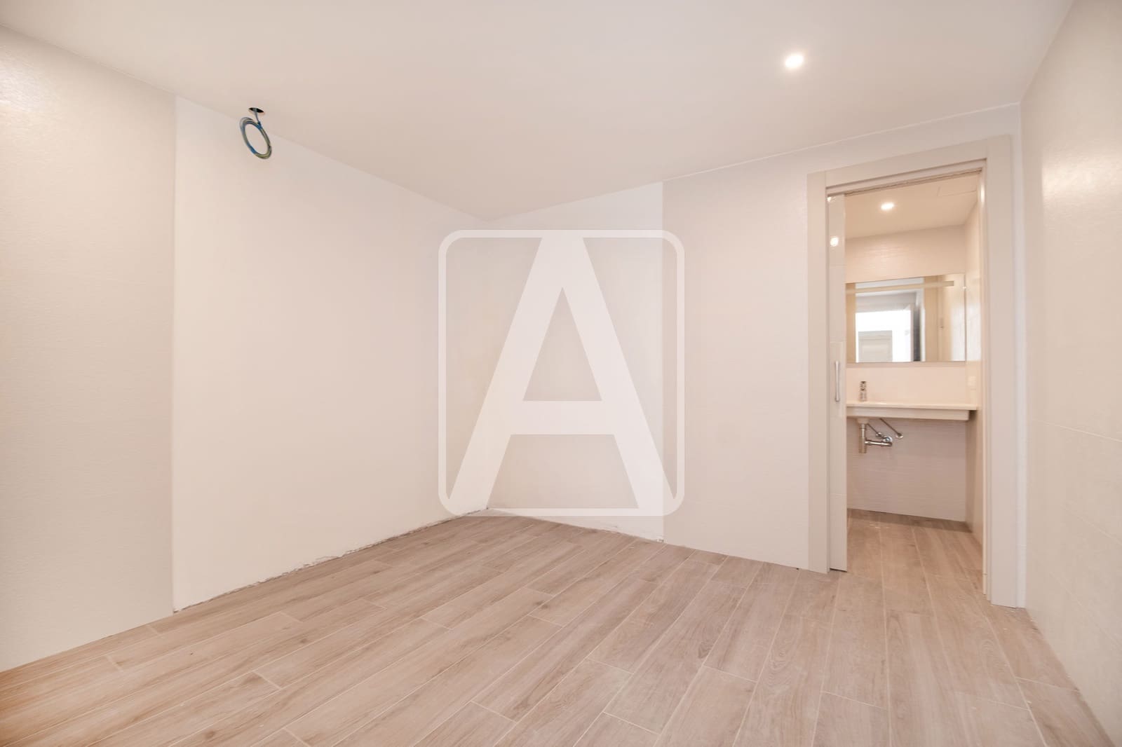 6 quarto Moradia para venda em Calpe / Calp com piscina garagem - 2 200 000 € (Ref: 4390042)