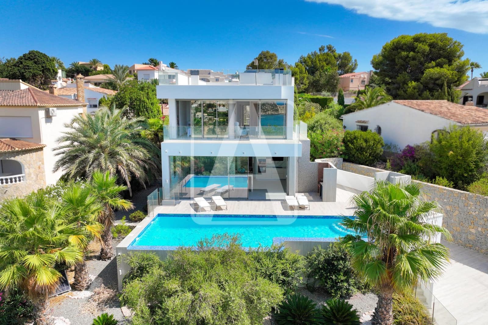 6 quarto Moradia para venda em Calpe / Calp com piscina garagem - 2 200 000 € (Ref: 4390042)