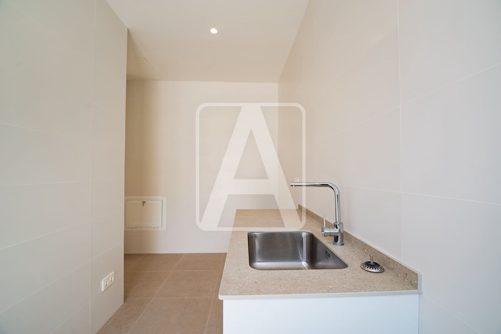 5 bedroom Villa for sale in Calpe / Calp with garage - € 3,900,000 (Ref: 4390043)