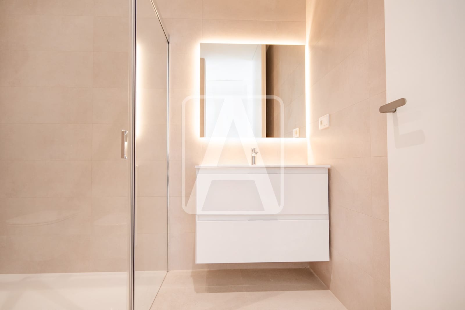 5 bedroom Villa for sale in Calpe / Calp with garage - € 3,900,000 (Ref: 4390043)