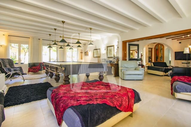 4 soveværelse Finca/Landehus til salg i Calpe / Calp med swimmingpool garage - € 2.250.000 (Ref: 4485541)