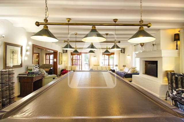 4 soveværelse Finca/Landehus til salg i Calpe / Calp med swimmingpool garage - € 2.250.000 (Ref: 4485541)