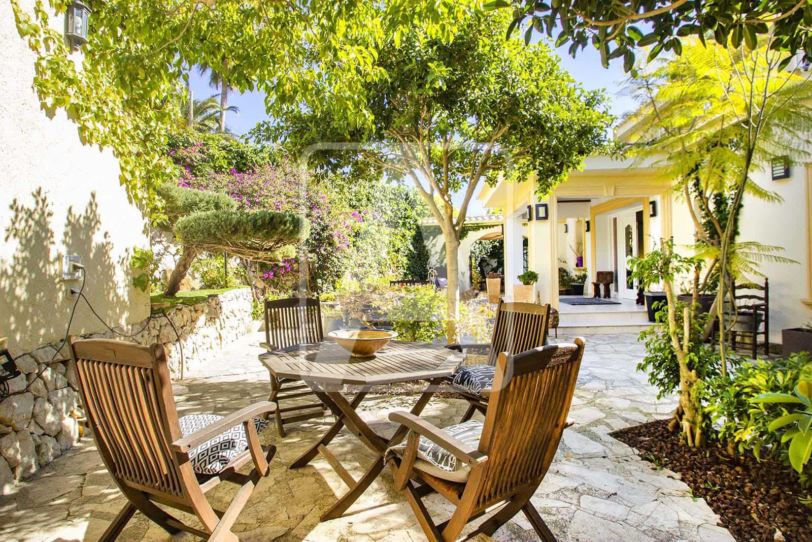 4 soveværelse Finca/Landehus til salg i Calpe / Calp med swimmingpool garage - € 2.250.000 (Ref: 4485541)