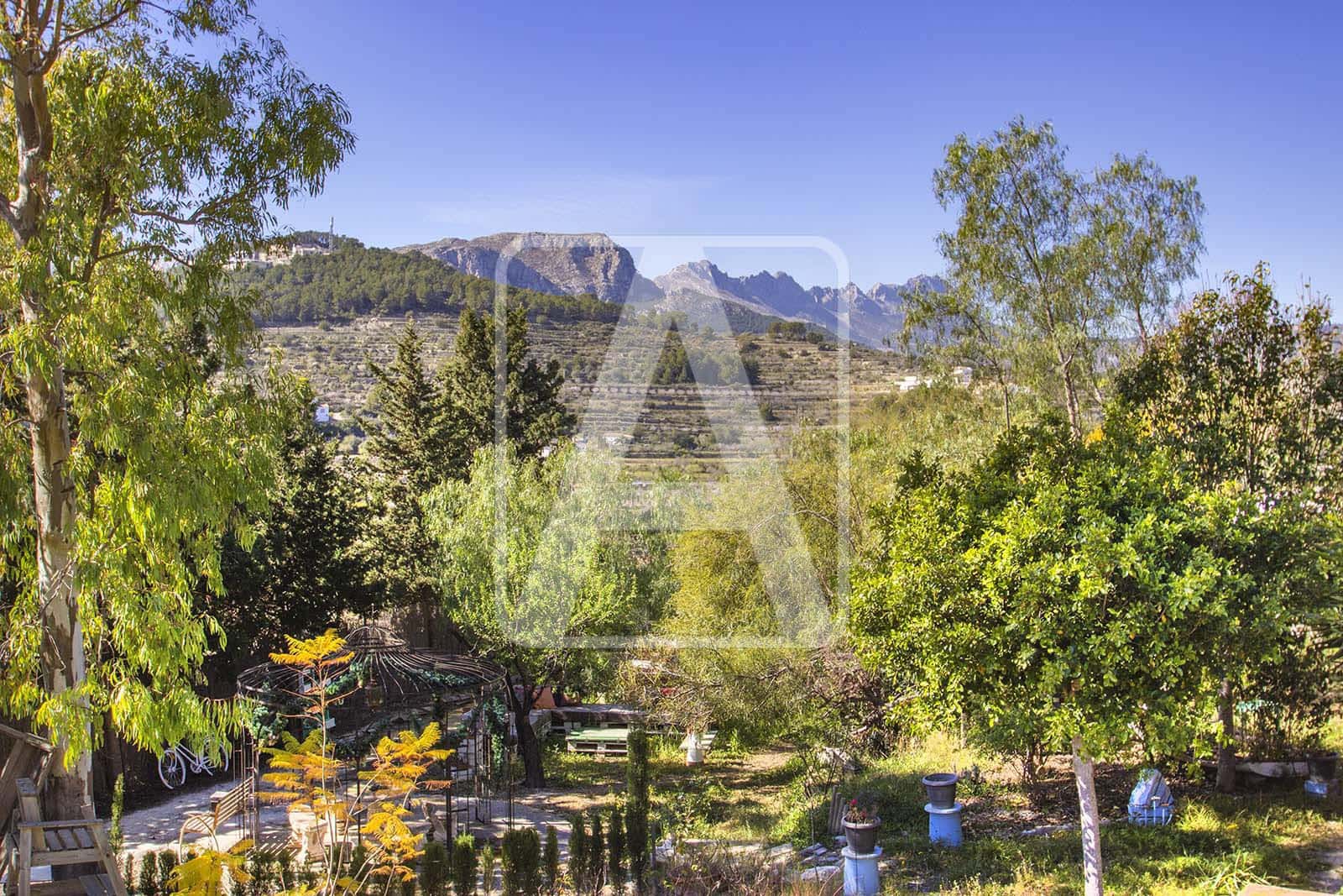 4 soveværelse Finca/Landehus til salg i Calpe / Calp med swimmingpool garage - € 2.250.000 (Ref: 4485541)