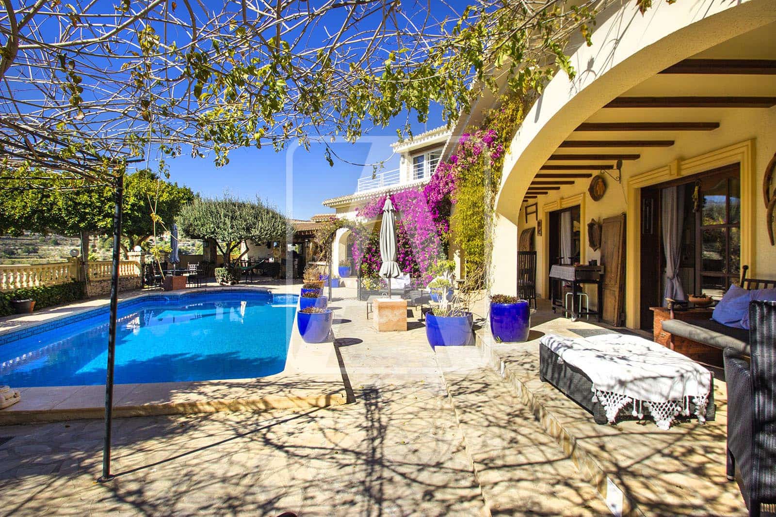 4 soveværelse Finca/Landehus til salg i Calpe / Calp med swimmingpool garage - € 2.250.000 (Ref: 4485541)