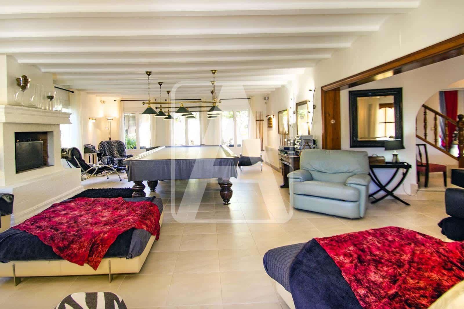 4 soveværelse Finca/Landehus til salg i Calpe / Calp med swimmingpool garage - € 2.250.000 (Ref: 4485541)