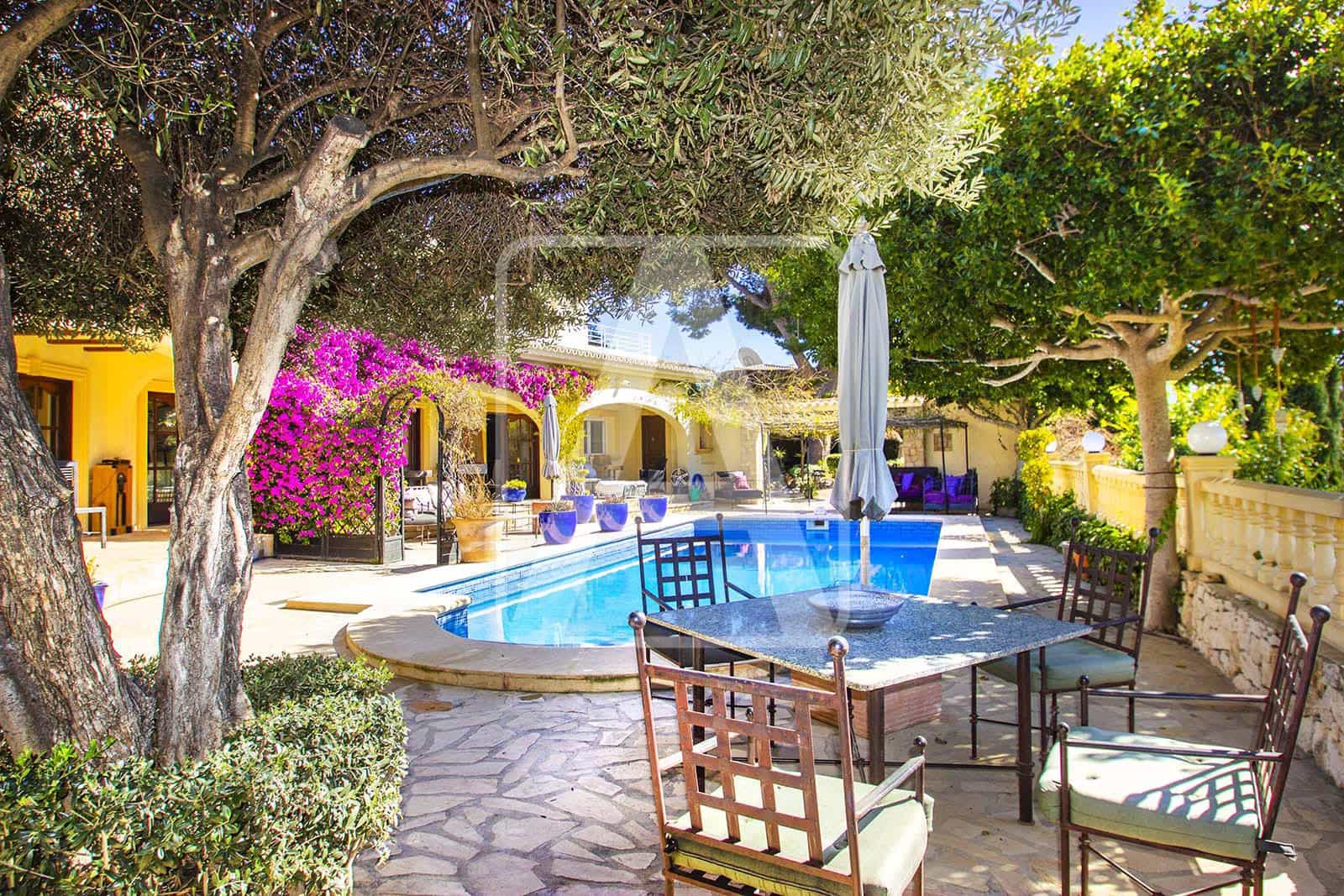 4 soveværelse Finca/Landehus til salg i Calpe / Calp med swimmingpool garage - € 2.250.000 (Ref: 4485541)