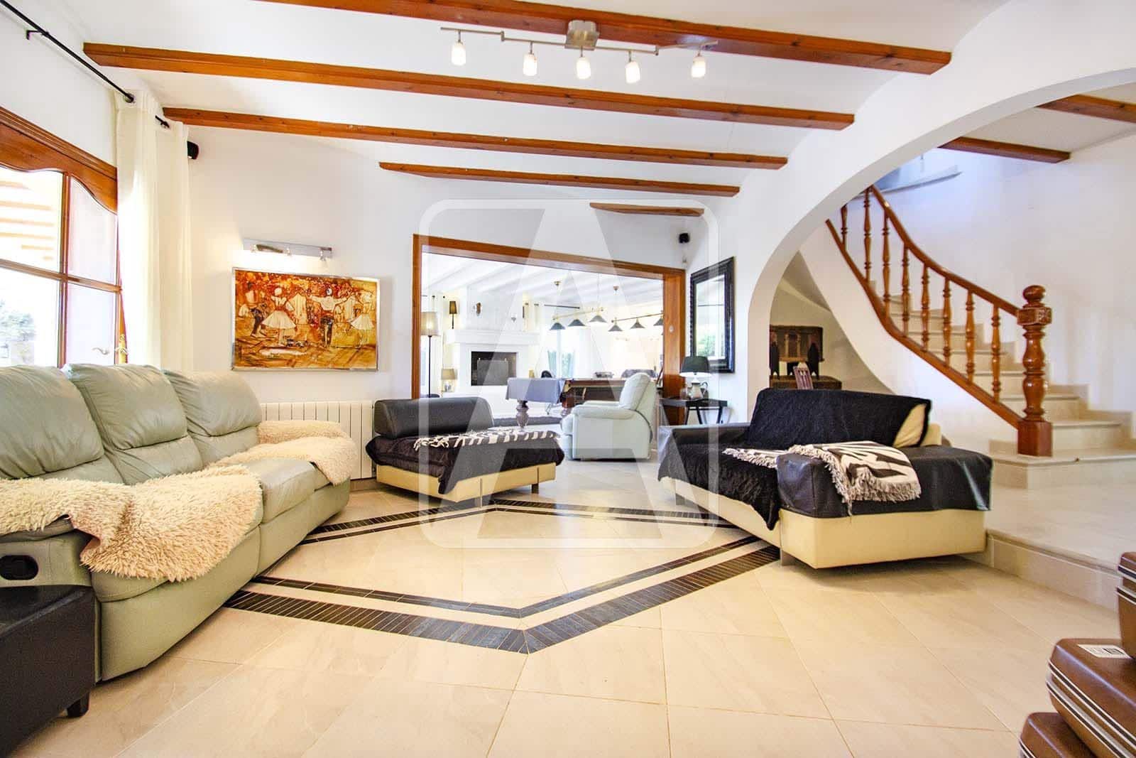 4 soveværelse Finca/Landehus til salg i Calpe / Calp med swimmingpool garage - € 2.250.000 (Ref: 4485541)