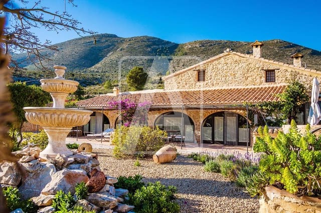 8 chambre Finca/Maison de Campagne à vendre à Benissa avec piscine garage - 1 250 000 € (Ref: 4564869)